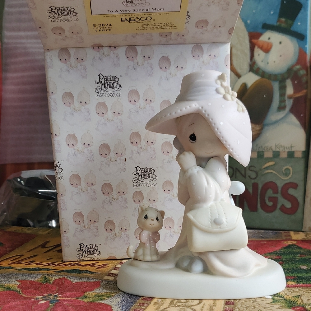 Precious Moments To A Very Special Mother